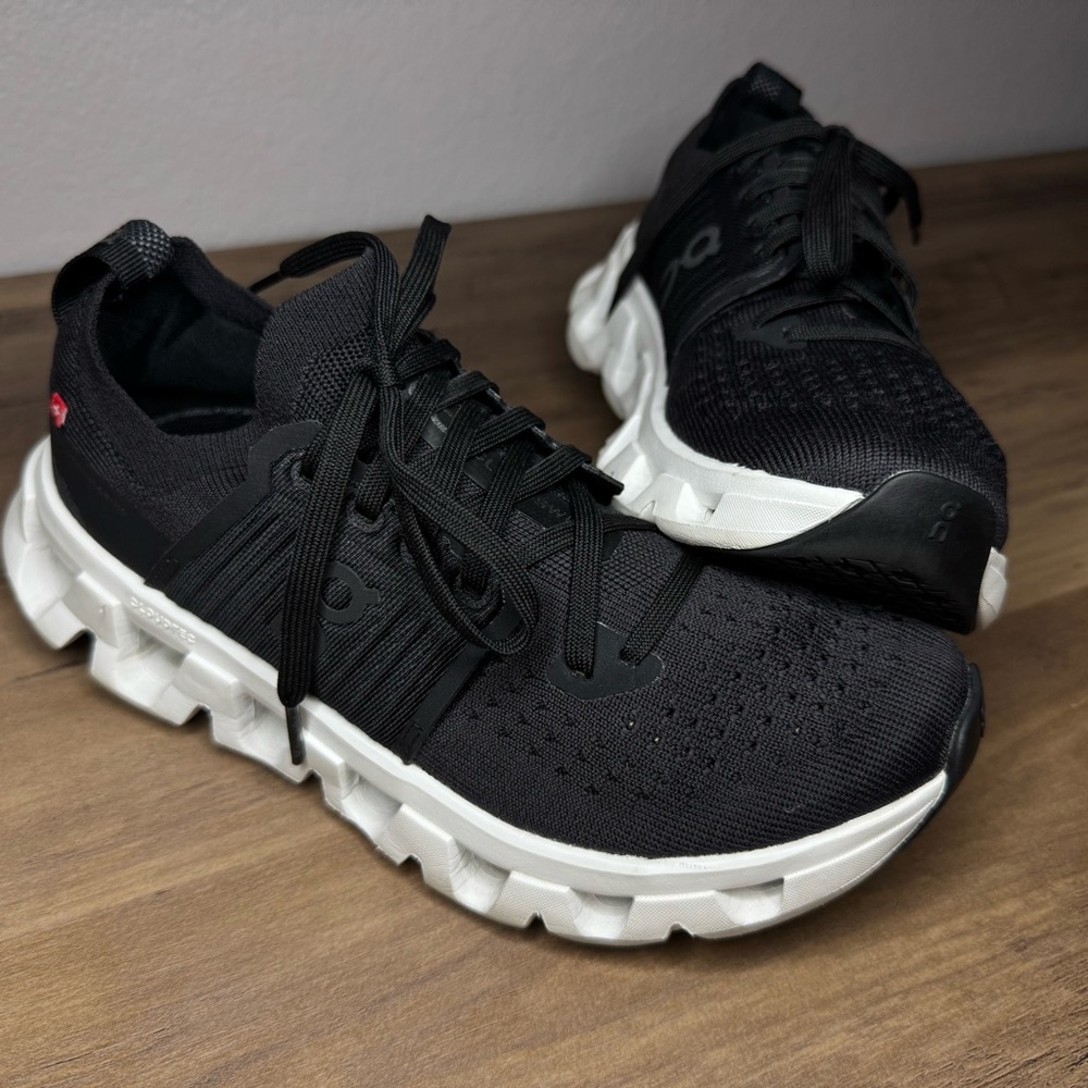 On Cloud Women’s Sneakers